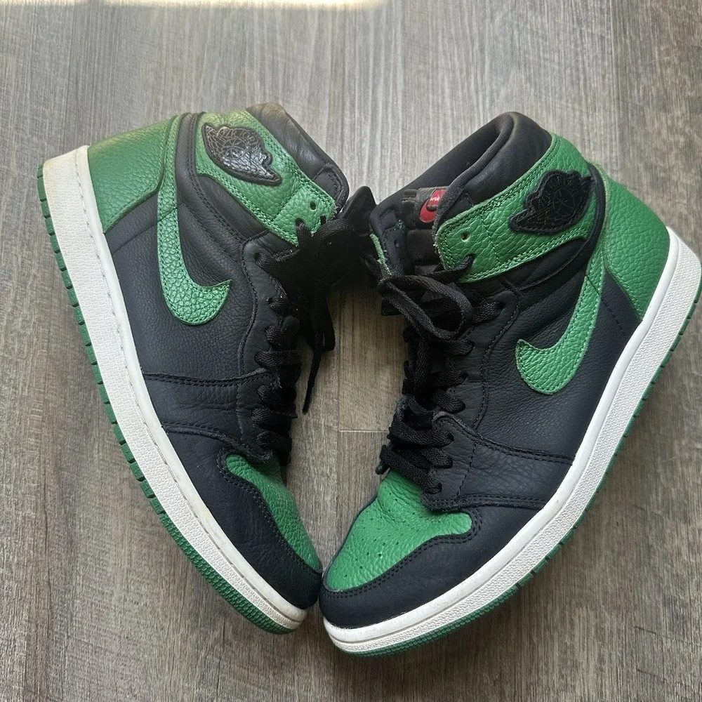Size 10 - Nike Air Jordan 1 Retro High OG 'Pine Green 2.0 555088 030 No Box